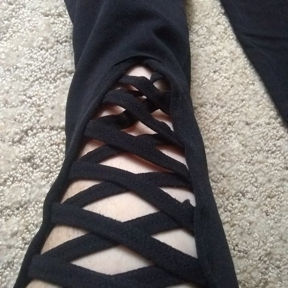 Moral Fiber Black Leggings - Picture 3 of 5